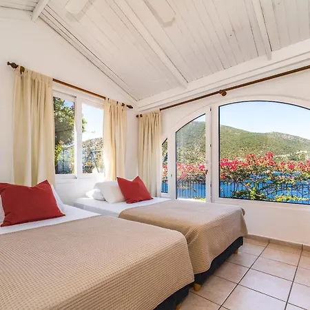 וילה Nitsas House Frikes